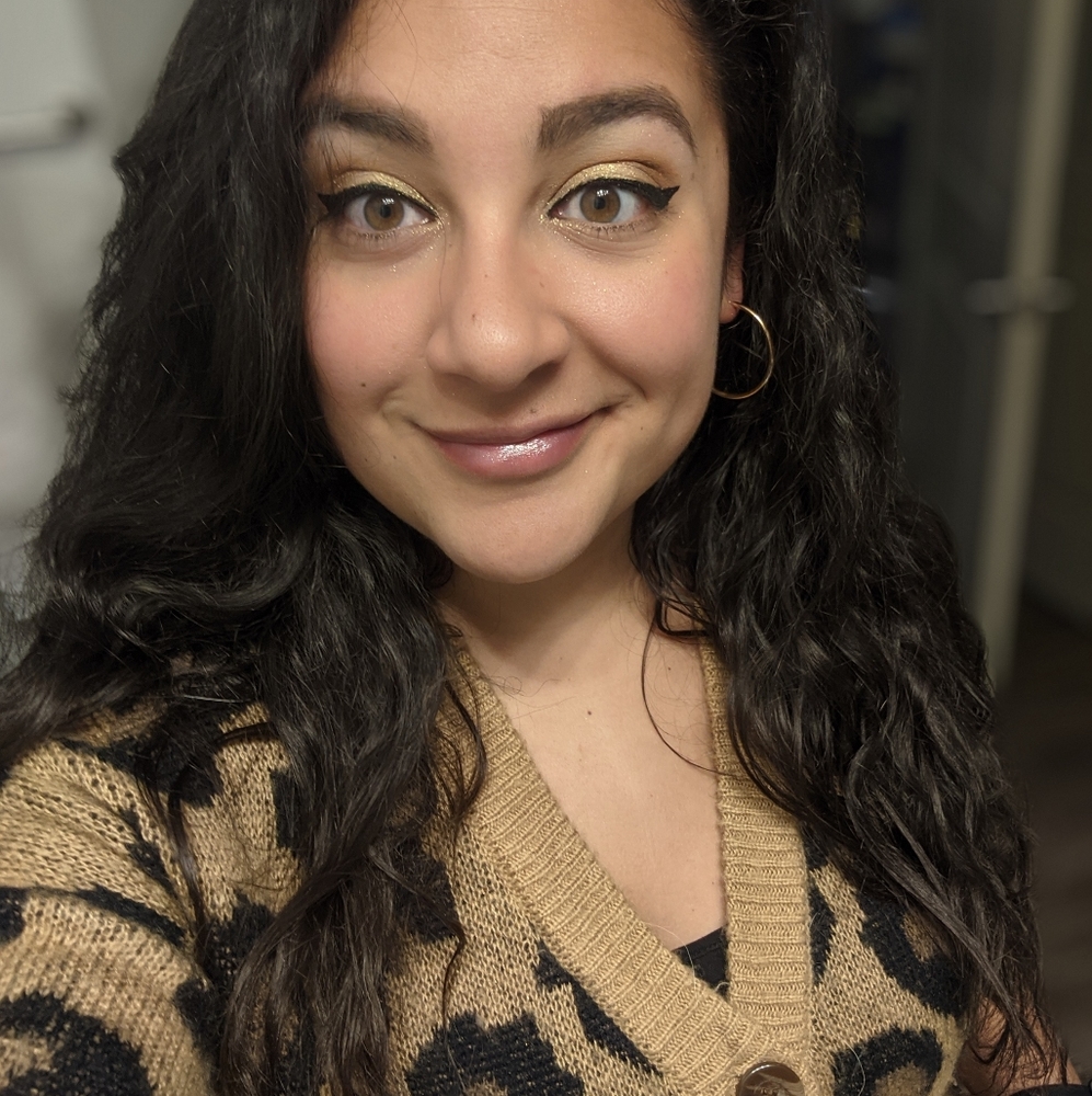 Meet your Posher, Cristina
